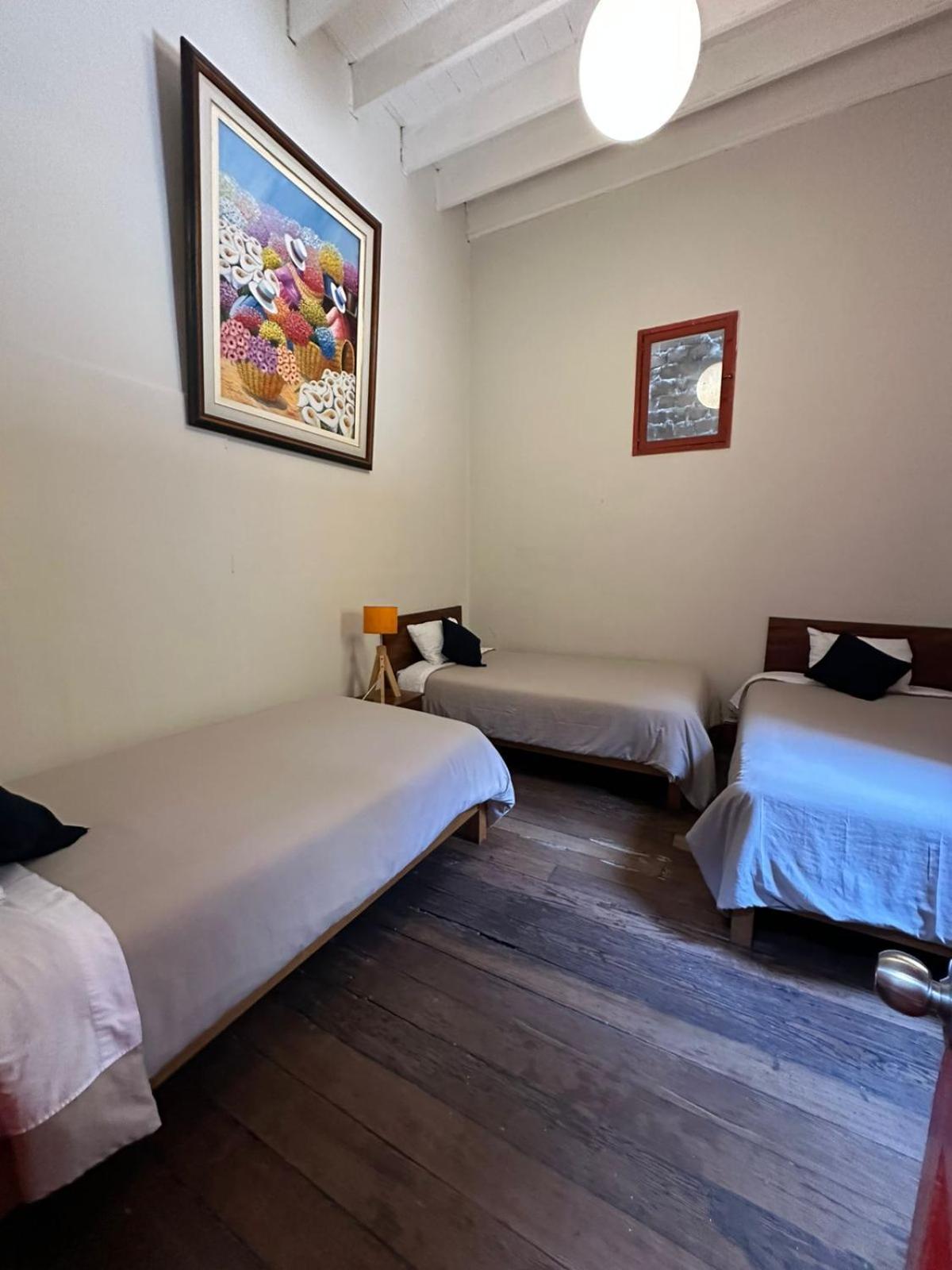 Flying Dog Hostel Лима Экстерьер фото