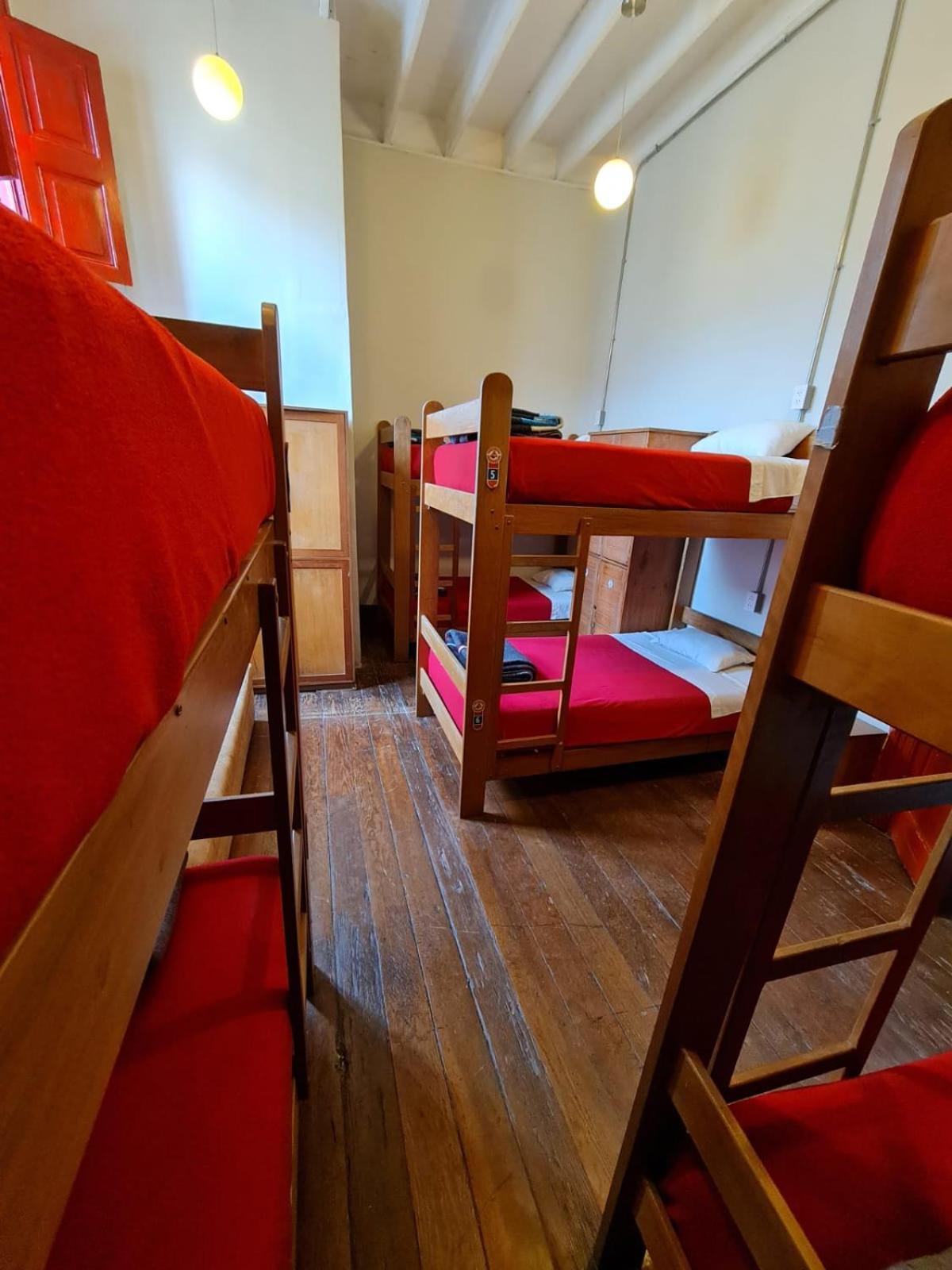 Flying Dog Hostel Лима Экстерьер фото