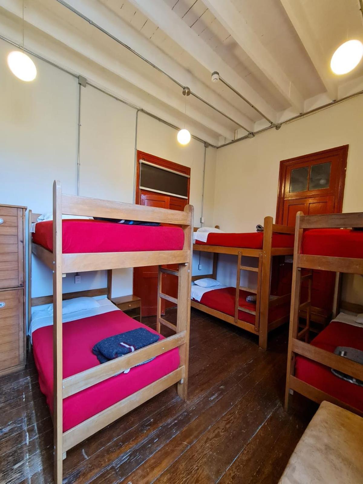 Flying Dog Hostel Лима Экстерьер фото