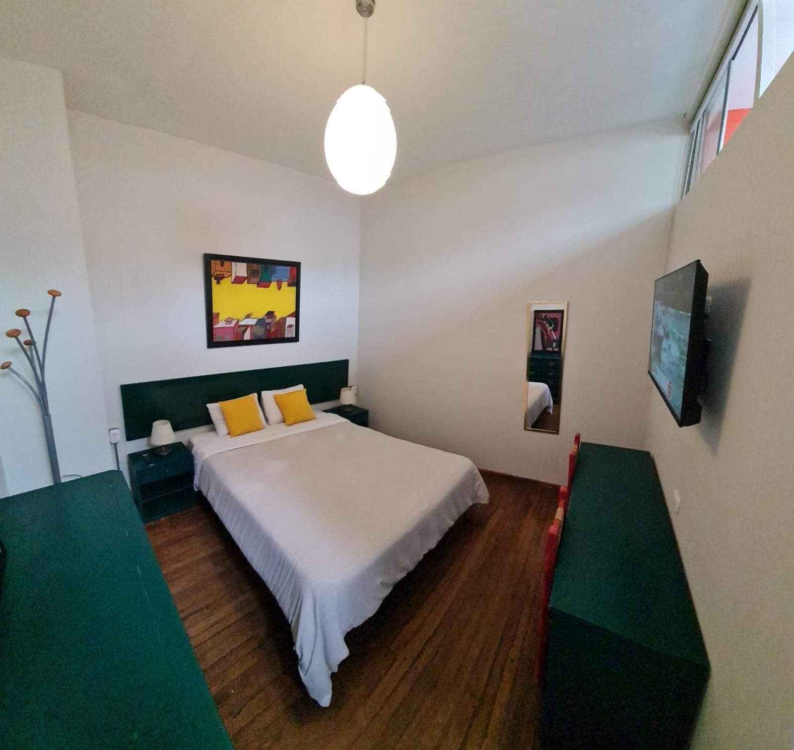 Flying Dog Hostel Лима Экстерьер фото
